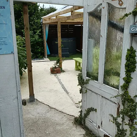 Casa de Férias Oak Tree Lane Glamping